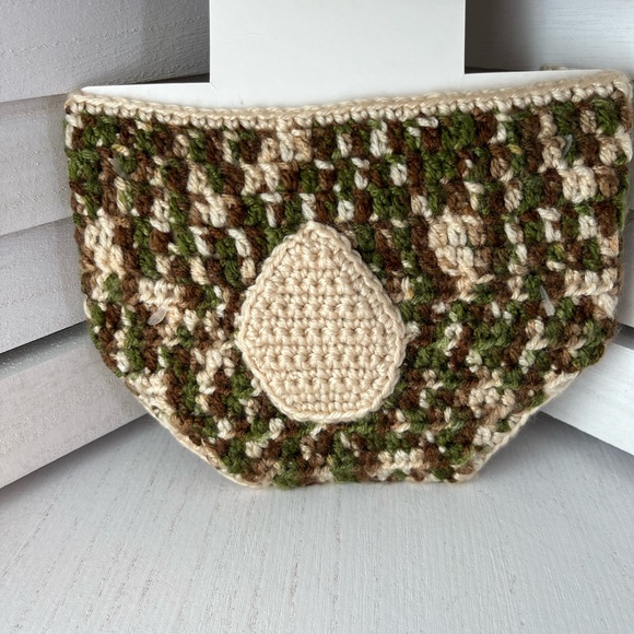 NEW HAND CROCHETED HAT & DIAPER COVER SET - Picture 4 of 6